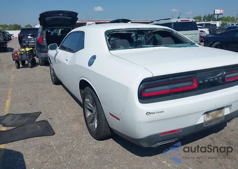 2017 Dodge Challenger Sxt from USA, damaged, VIN 2C3CDZAG1HH637900